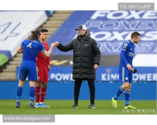 DURO泰坦遭遇重创HLE上野辅联手失误导致局势逆转